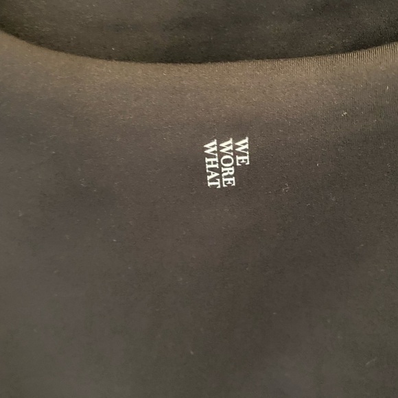 We Wore What Straight Neck Crop In Chocolate Black Top Size XL NEW - Picture 4 of 10